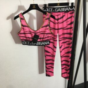 Dolce & Gabbana Yoga Sports Suit Pink leopard print